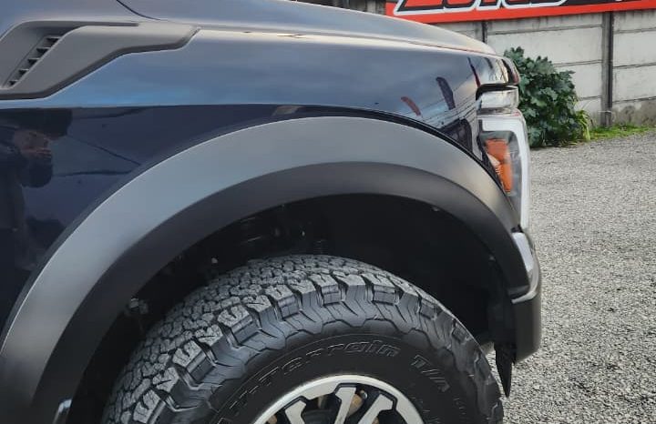 
								FORD F150 RAPTOR 4X4 3.5L AUT full									