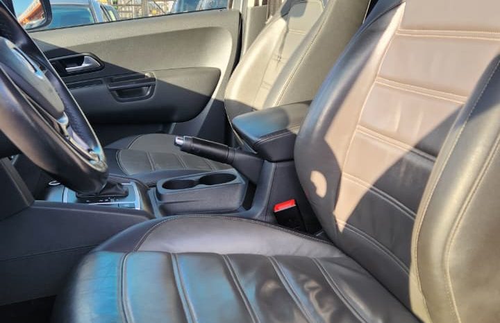 
								VOLKSWAGEN AMAROK HIGHLINE 4X4 2.0 AUT full									