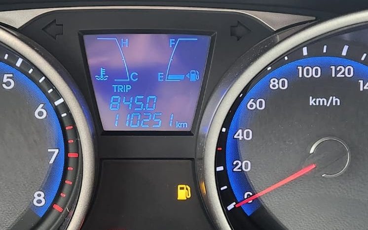 
								HYUNDAI NEW TUCSON GL 2.0 2013 4X2 full									