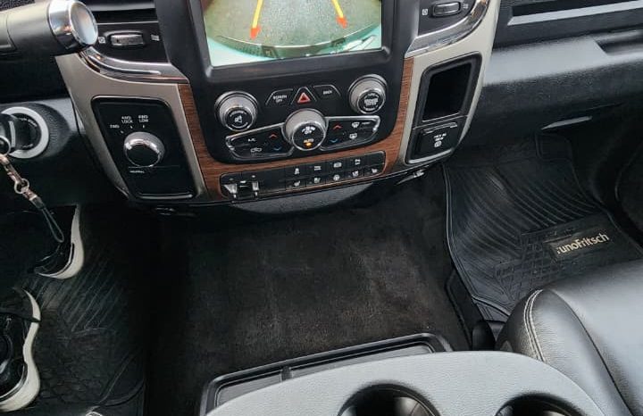 
								DODGE RAM 2500 LARAMIE 4X4 6.7 AUT 2015 full									