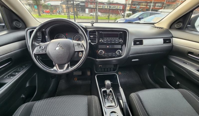 
								MITSUBISHI NEW OUTLANDER 2018 2.0 AUT full									