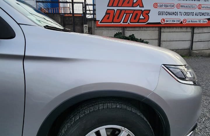
								MITSUBISHI NEW OUTLANDER 2018 2.0 AUT full									