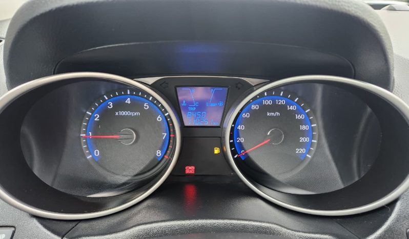 
								HYUNDAI NEW TUCSON GL 2.0 2013 4X2 full									