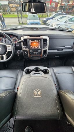 
										DODGE RAM 2500 LARAMIE 4X4 6.7 AUT 2015 full									