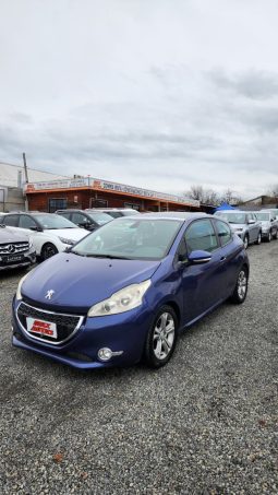 PEUGEOT 208 ALLURE 2014