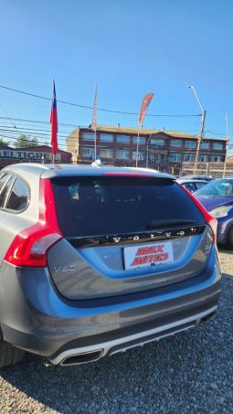 
										VOLVO  V60 Cross Country D4 AWD 2.4T DIESEL full									