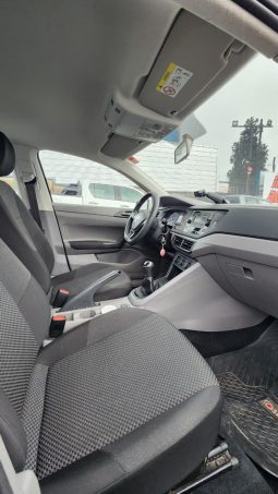 
										VOLKSWAGEN VIRTUS 1.6 TRENDLINE  2019 full									