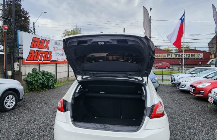 
								PEUGEOT 308 ALLURE 1.6 2018 DIESEL full									