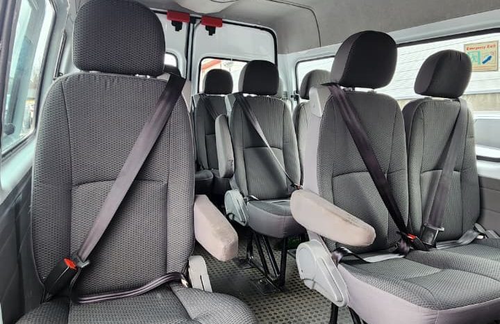 
								MINIBUS JMC TOURING 2.8 DIESEL full									