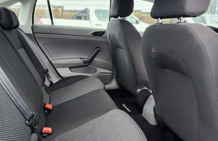 
								VOLKSWAGEN VIRTUS 1.6 TRENDLINE  2019 full									