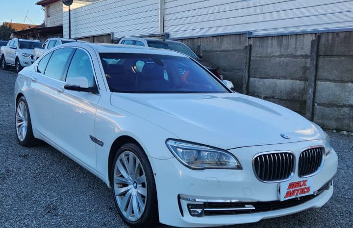 
								BMW 750I 4.4 AUT 2014 full									