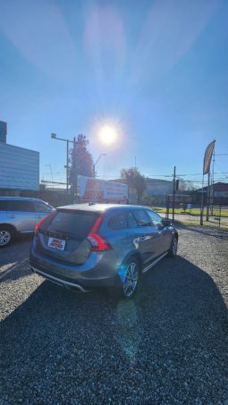 
										VOLVO  V60 Cross Country D4 AWD 2.4T DIESEL full									