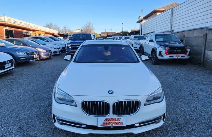 
								BMW 750I 4.4 AUT 2014 full									
