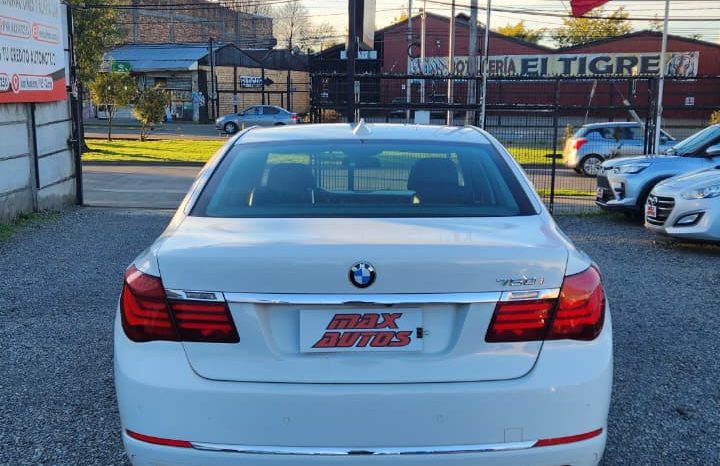 
								BMW 750I 4.4 AUT 2014 full									