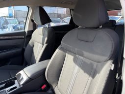
										HYUNDAI TUCSON NX4  2.0 AUT 4WD full									