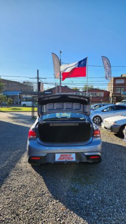 
										KIA RIO 4 LX 1.4 2019 GRIS full									