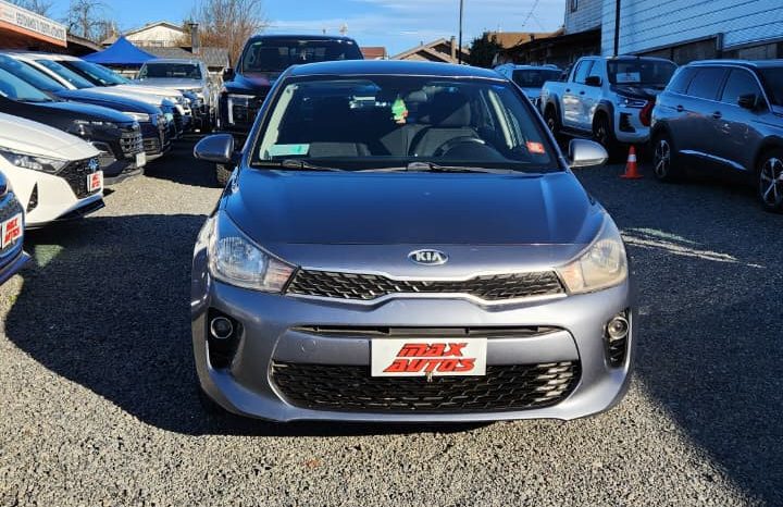 
								KIA RIO 4 LX 1.4 2019 GRIS full									