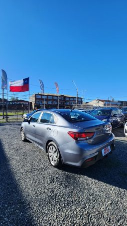
										KIA RIO 4 LX 1.4 2019 GRIS full									