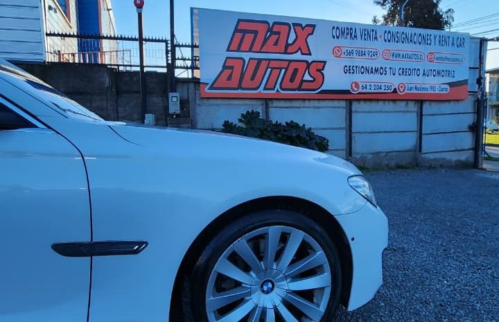
								BMW 750I 4.4 AUT 2014 full									