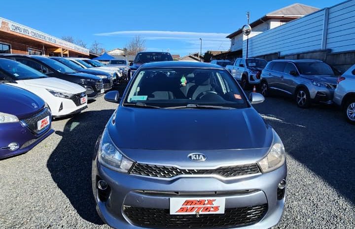 
								KIA RIO 4 LX 1.4 2019 GRIS full									