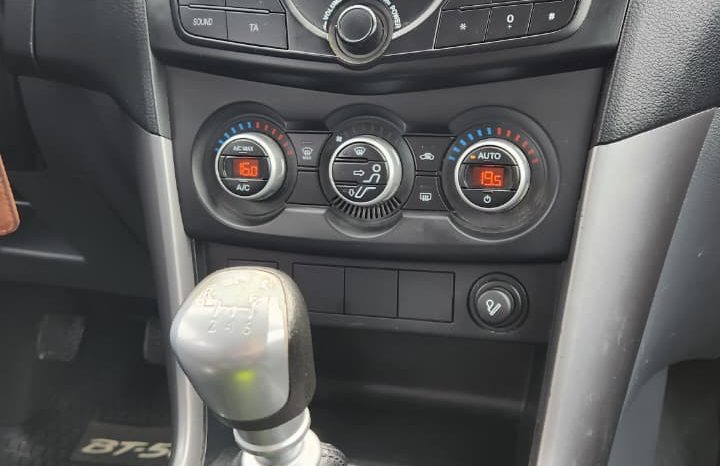 
								MAZDA NEW BT50 2.2 4X4 DIESEL full									