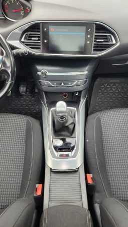 
										PEUGEOT 308 ALLURE 1.6 2018 DIESEL full									