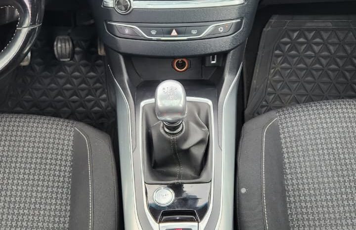 
								PEUGEOT 308 ALLURE 1.6 2018 DIESEL full									