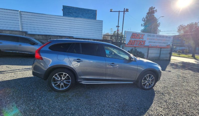 
								VOLVO  V60 Cross Country D4 AWD 2.4T DIESEL full									