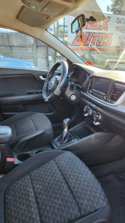 
										KIA RIO 4 LX 1.4 2019 GRIS full									