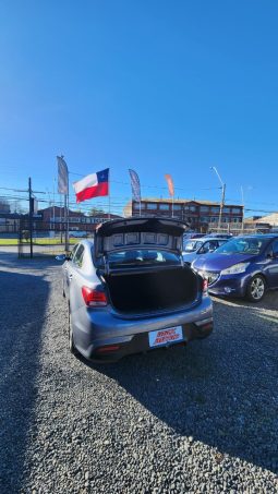 
										KIA RIO 4 LX 1.4 2019 GRIS full									