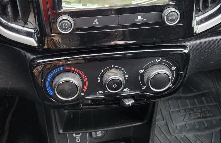 
								RAM 700 LARAMIE CD 1.3 full									