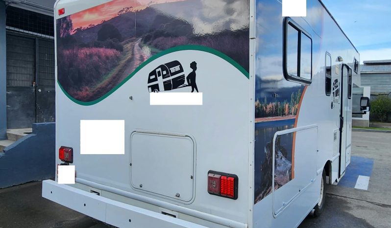 Ford E350 — foto 4 de 27