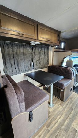 
										CASA RODANTE FORD E350 AUT full									