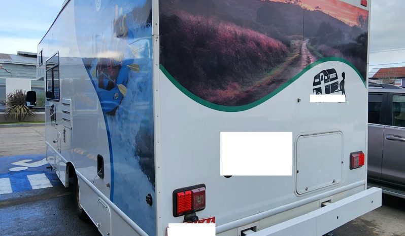 Ford E350 — foto 10 de 27