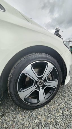 
										MERCEDES BENZ B200 HB 1.6 AUT full									