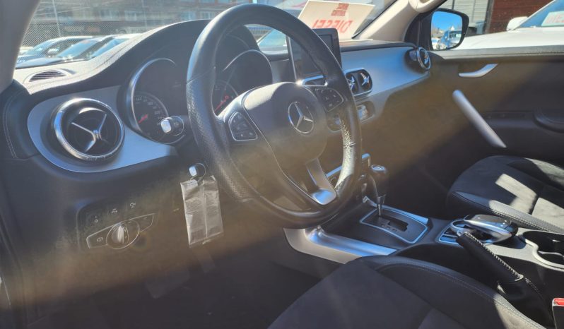 
								MERCEDES BENZ X250 POWER 4X4 AUT full									