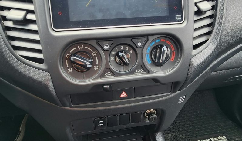 
								MITSUBISHI L200 WORK CR 2.4 4X2 full									