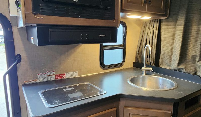 Ford E350 — foto 24 de 27