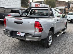 
										TOYOTA HILUX DX 2.4 MT 4X4 full									