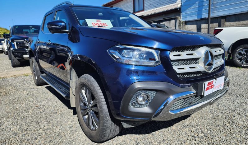 
								MERCEDES BENZ X250 POWER 4X4 AUT full									
