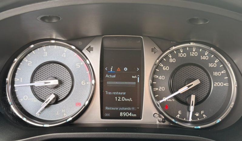 
								TOYOTA HILUX DX 2.4 MT 4X4 full									