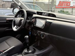 
										TOYOTA HILUX DX 2.4 MT 4X4 full									