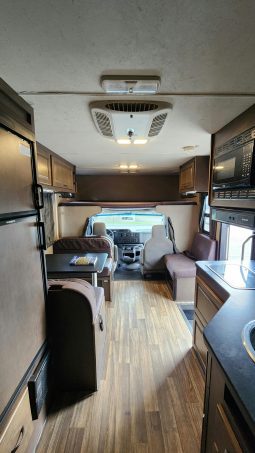 
										CASA RODANTE FORD E350 AUT full									