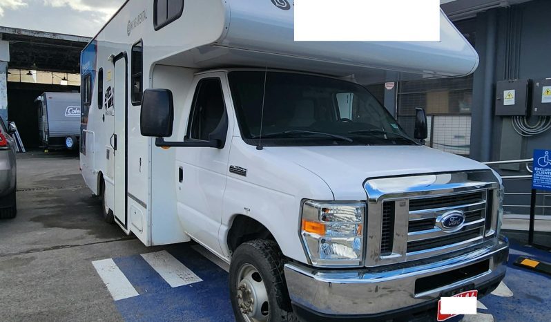 Ford E350 — foto 2 de 27