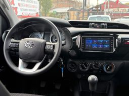 
										TOYOTA HILUX DX 2.4 MT 4X4 full									