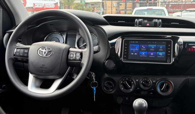 
								TOYOTA HILUX DX 2.4 MT 4X4 full									