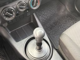 
										TOYOTA HILUX DX 2.4 MT 4X4 full									