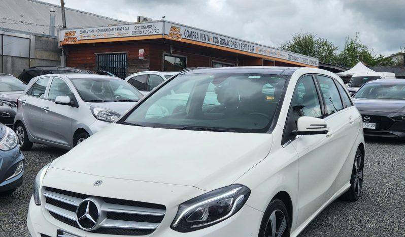 
								MERCEDES BENZ B200 HB 1.6 AUT full									