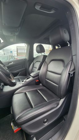 
										MERCEDES BENZ B200 HB 1.6 AUT full									