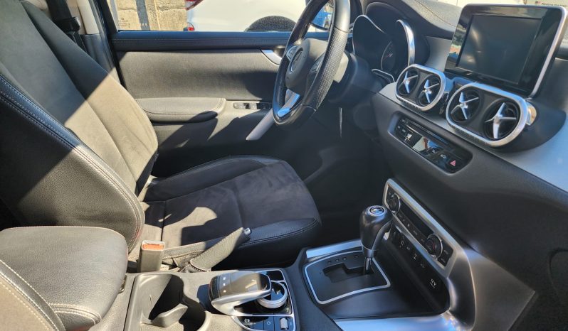 
								MERCEDES BENZ X250 POWER 4X4 AUT full									